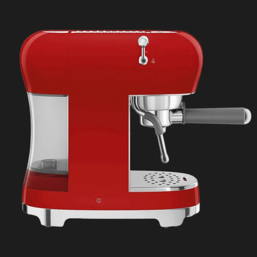 Кавомашина SMEG (Red)